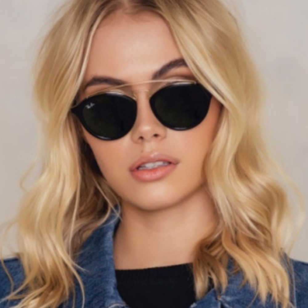 Ray-Ban Gold Bridge Black Frame